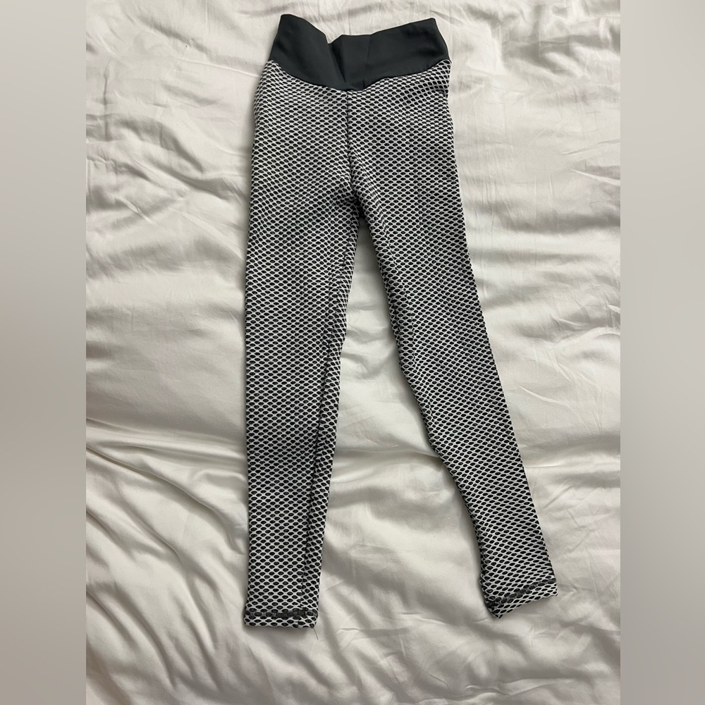 TAHIRA by KB luxe leggings.
